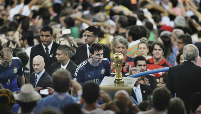 米哈游半夜气得睡不着，《绝区零》内部资料遭内鬼“爆破”