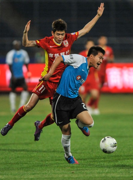 2024上海马拉松正式鸣枪，申爱大不同共赴大满贯